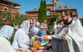 Праздник Преображения в кафедральном соборе Воскресения Христова