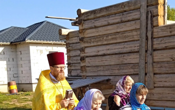 Первая Литургия в аг. Неманица