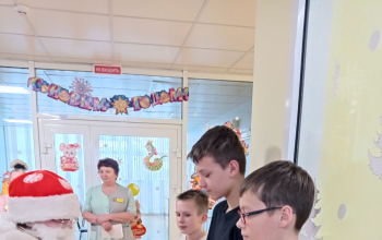 Поздравление с праздником Рождества Христова  детей в ЦКРОиР  и детском отделении ЦРБ