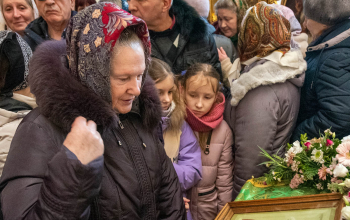 Божественная литургия в женском монастыре в честь святой блаженной Ксении Петербургской 