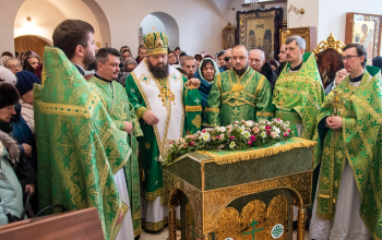 Божественная литургия в женском монастыре в честь святой блаженной Ксении Петербургской 