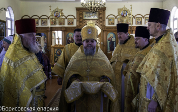 Божественная литургия в храме святителя Николая Чудотворца г. Крупки