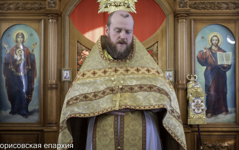 Божественная литургия в храме святителя Николая Чудотворца г. Крупки