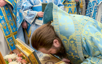 Ковчег с частицей Пояса Пресвятой Богородицы доставлен в кафедральный собор