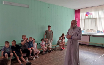 Иерей Александр Лукьянович посетил социальный детский приют