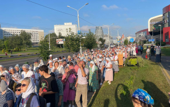Прихожане храма Рождества Христова на Всебелорусском крестном ходе
