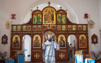 Божественная литургия в храме святого Архангела Михаила аг. Зембин