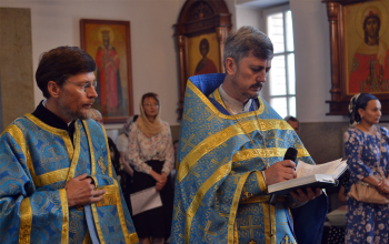 Литургия и молебные пения в храме Рождества Христова