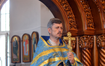 Литургия и молебные пения в храме Рождества Христова