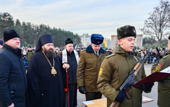 Принятия военной присяги в военном городке Печи