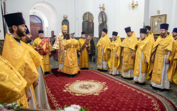 Соборная архиерейская Литургия в кафедральном соборе