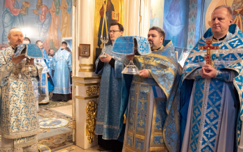 Торжественное богослужение в день почитания Логойской иконы Божией Матери «Знамение»
