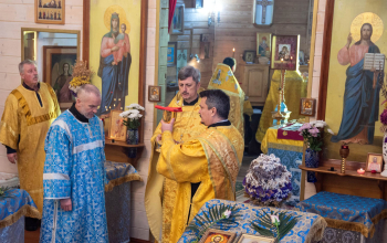 Протоиерей Александр Вербило сослужил епископу Амвросию в храме Рождества Пресвятой Богородицы аг. Худовцы