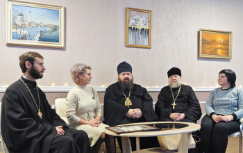 Владыка Амвросий посетил ТЦСОН Борисовского района