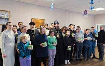 Владыка Амвросий посетил ТЦСОН Борисовского района