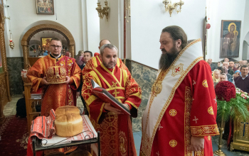 Пасха 2025: Архиерейское богослужение в кафедральном соборе Воскресения Христова