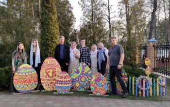 Пасха 2025: Украсили храм и территорию храма к празднику