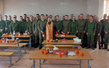 Настоятель храма святых Бориса и Глеба посетил военнослужащих