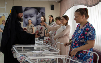 Торжественное подписание программы сотрудничества между Борисовским родильным домом и Борисовской епархией