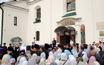 Верующие Борисовской епархии молились на утрене, возглавляемой Патриархом Кириллом