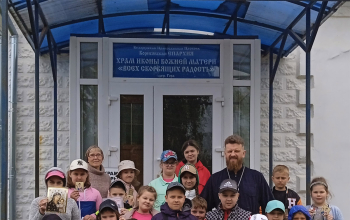 Экскурсии учащихся СШ № 10 в приход храма иконы Божией Матери "Всех скорбящих Радость"