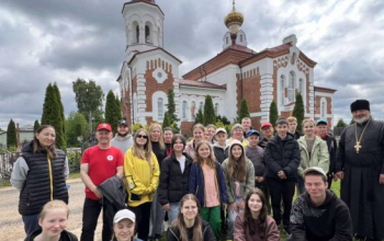 Участники палаточных передвижных лагерей «Юность» и «Лидер» посетили храм Святого Архангела Михаила