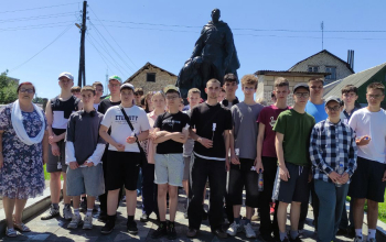 Продолжаются дни православия для школьников в приходе храма Рождества Христова