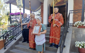 Молебен о страждущих недугом винопития в храме Рождества Христова