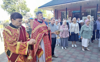 Молебен о страждущих недугом винопития в храме Рождества Христова