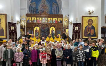 В кафедральном соборе епископ Амвросий совершил «детскую» Божественную литургию