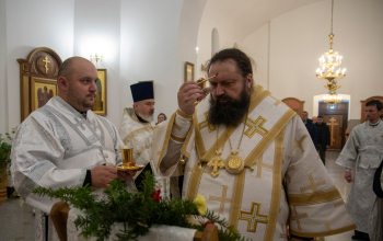 Всенощное бдение в канун собора Архистратига Михаила и прочих Небесных Сил бесплотных
