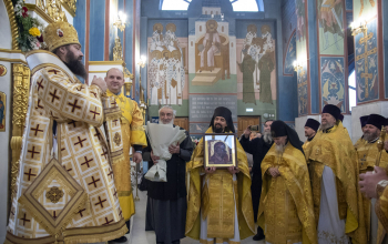 Торжественное архиерейское богослужение в честь 50-летия епископа Амвросия