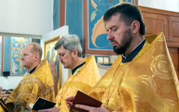 Торжественное архиерейское богослужение в честь 50-летия епископа Амвросия