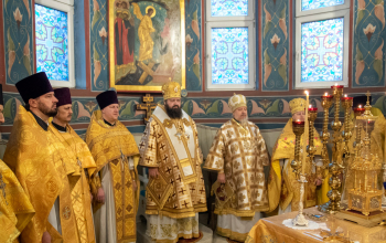 Торжественное архиерейское богослужение в честь 50-летия епископа Амвросия