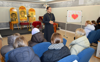 Учащиеся Борисовского медицинского колледжа посетили храм Рождества Христова