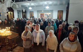 Праздничная литургия в храме Рождества Христова