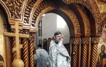 Праздничная литургия в храме Рождества Христова