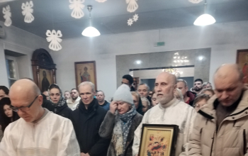 Праздничная литургия в храме Рождества Христова