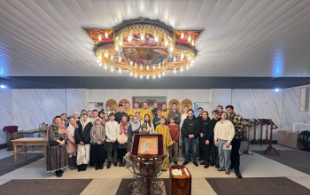 Миссионерская Божественная литургия в храме Рождества Христова