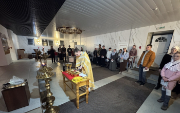 Миссионерская Божественная литургия в храме Рождества Христова