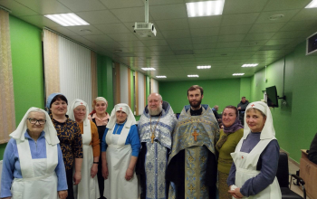 Ковчег с частицей Пояса Пресвятой Богородицы побывал в Борисовской центральной районной больнице