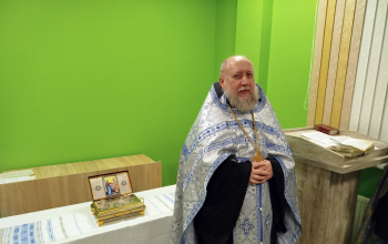 Ковчег с частицей Пояса Пресвятой Богородицы побывал в Борисовской центральной районной больнице