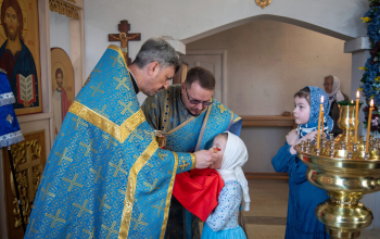 Литургия в храме иконы Божией Матери «Всех скорбящих Радость»