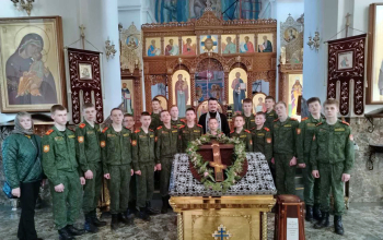 Учащиеся Борисовского кадетского училища посетили кафедральный собор Воскресения Христова