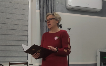 Вечерний кинозал в духовно-просветительском центре храма Рождества Христова