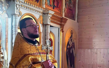 Божественная литургия в храме святителя Николая Чудотворца в деревне Ляховка