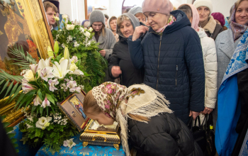 Ковчег с частицей Пояса Пресвятой Богородицы в кафедральном соборе Воскресения Христова