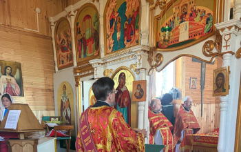 Богослужение в храме святителя Николая Чудотворца д. Ляховка