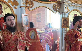 Богослужение в храме святителя Николая Чудотворца д. Ляховка