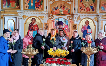 Праздник  святых жен-мироносиц в храме святителя Николая Чудотворца д. Ляховка 